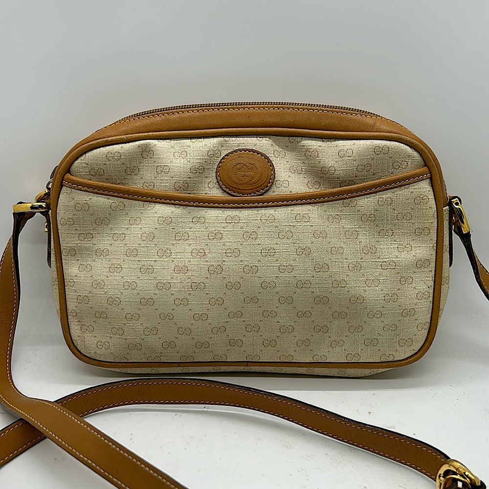 Gucci Authenticated Vintage Cream Leather GG Monogram Crossbody Purse Bag 🌸🌸 - Picture 1 of 12